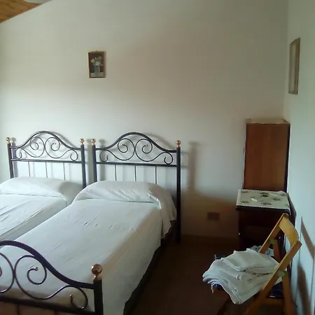 Oda ve Kahvaltı Isabella Numana