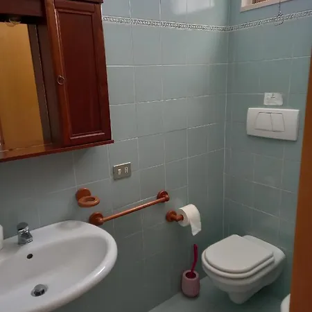 Oda ve Kahvaltı Isabella Numana